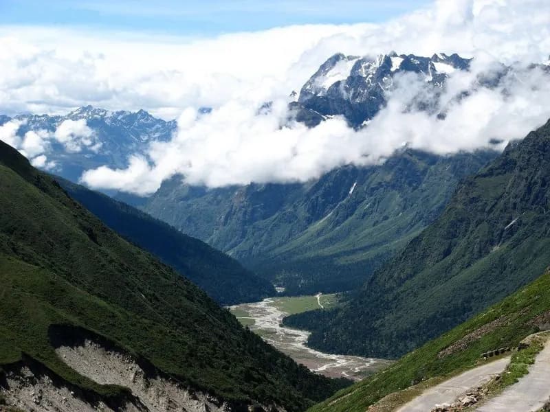 Lachung & Yumthang Valley